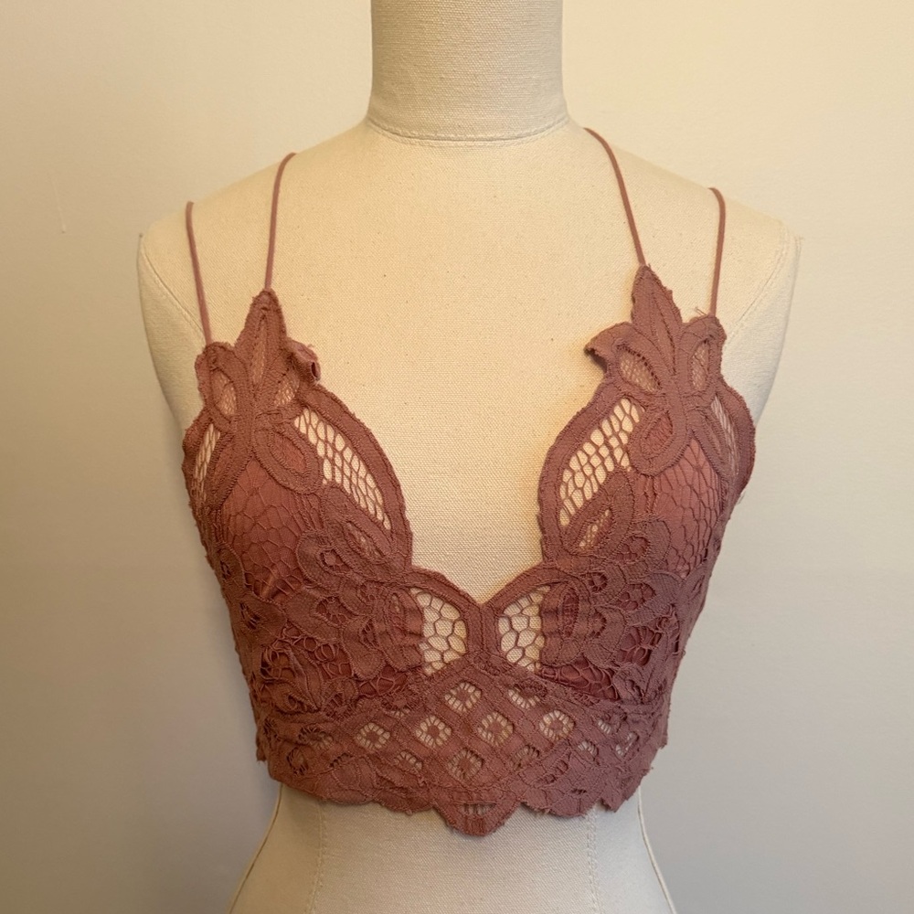 NWOT Free People Lace Bralette in Mauve